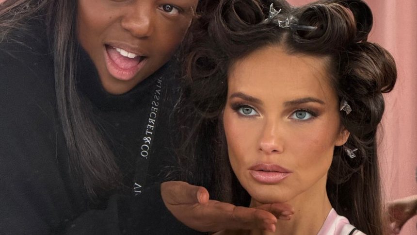 El truco de ojos de Victoria's Secret que funciona mejor después de los 35